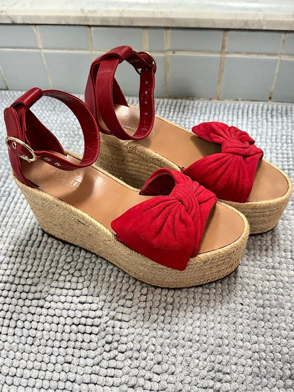 Valentino Garavani Rockstud Espadrille Wedge Sandals Wedges Red Tan Size 35